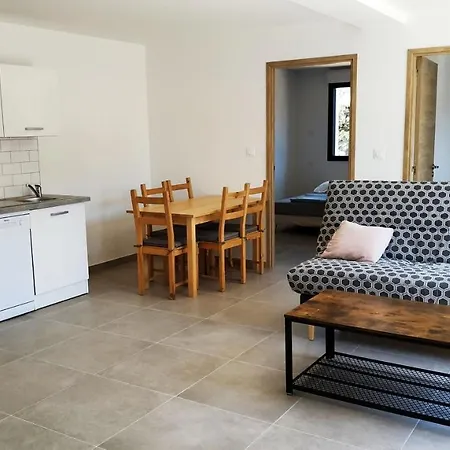 Apartment La Blanche
