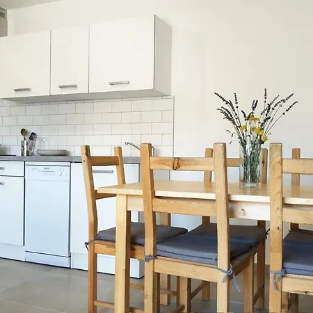 Apartment La Blanche *